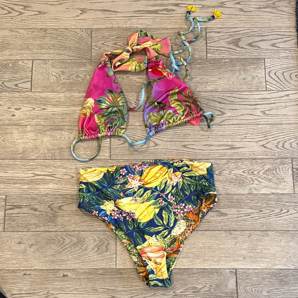 Farm Praia Floral Bikini Set with Tropical Print